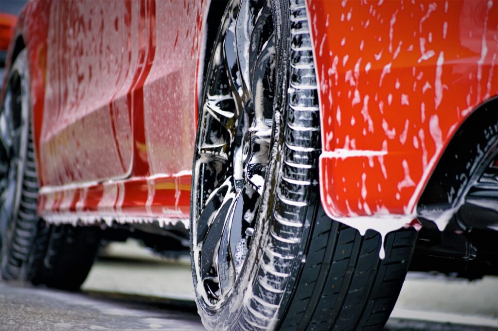 car wash, why you should keep a clean car,